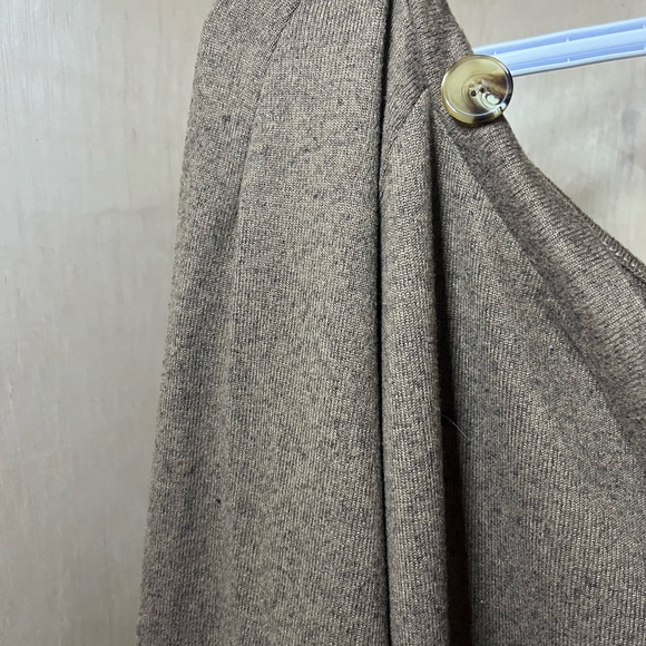 Off Shoulder Sweater - Picture 2 of 3